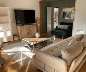 Sumptuous Cap Ferret Style House