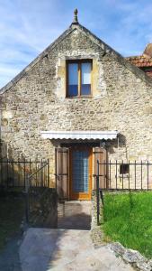 Maisons de vacances Le Clos de la Musardise - Gites de Charme avec Piscine Chauffee : photos des chambres