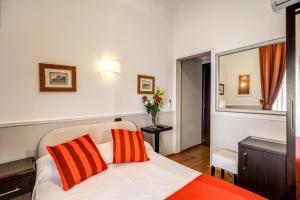 Economy Double Room room in Hotel Everest Inn Rome