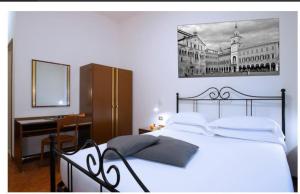 Economy Double Room room in CDH Hotel Modena