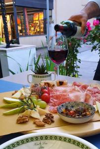 Hotel Villa Lina ANGOLO VIALE DANTE