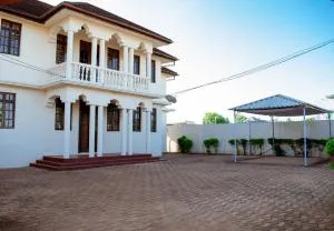 SULKHAN SERVICED APARTMENT - Mazizini