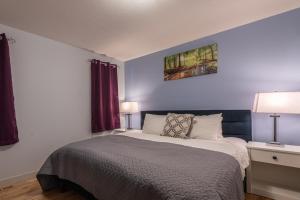Mountain View Escape with Private Hot Tub & Patio