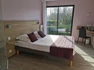 Hotels Hotel Logis Au Moyne de Saire : photos des chambres