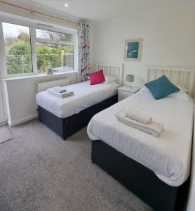 West Bay Cottages Yarmouth Isle of Wight