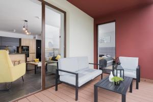 Maybesea Polanki Park Premium