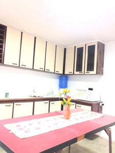 Casa na Serra - em meio à um bosque c Ofurô aquecido