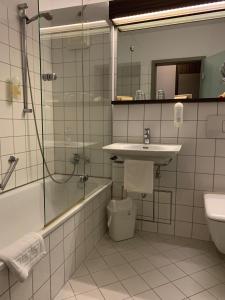 Standard Twin Room room in Hotel Ambiente Walldorf