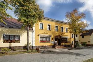 3 hvězdičkový hotel Hotel-Restaurant Alter Krug Kallinchen Kallinchen Německo