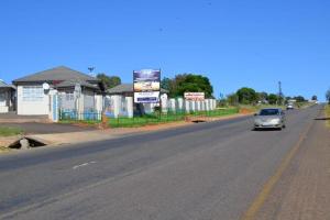 NALEDI LODGE & GUEST HOUSES