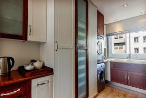 Three Bedroom Apartment - De Waterkant