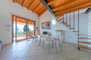 Le Olive 8-4 Apartment by Wonderful Italy