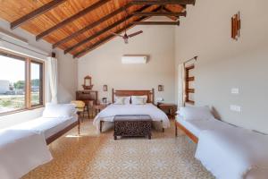 THE KUTCHH COURTYARD