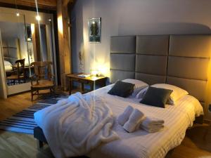 B&B / Chambres d'hotes Chez La Nanie : Chambre Double