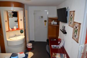 Hotels Quick Palace Saint Brieuc : Chambre Familiale (2 Adultes et 2 Enfants)