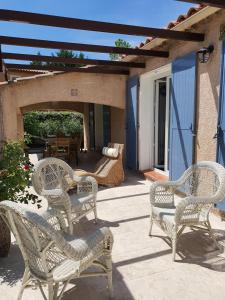 Villas L'oustaou en provence verte : photos des chambres