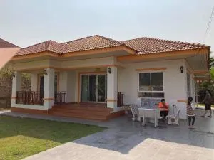 Janson's House Next to Singha Park Chiang Rai - Ban Prong Ron