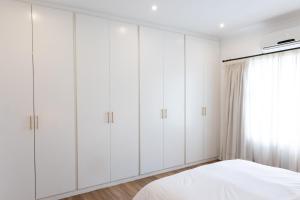 Peaceful Modern Home with Private Garden in Durban North