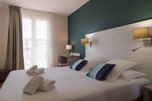 Hotels The Originals Boutique, Hotel Cassitel, Cassis : photos des chambres