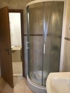 JELSA center-Sea view apartment near the beach - B2