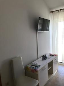 JELSA center-Sea view apartment near the beach - B2