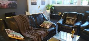 Avenida de León Pareado Adosado