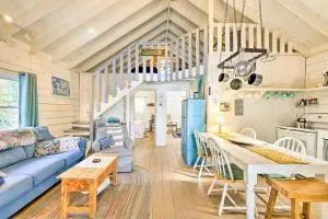 Private Lake Access and Canoes Pennsylvania Cottage - Stevens Point