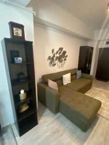 The Travel Trend - middle of city