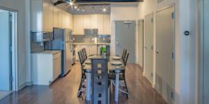 Midtown Fully Furnished Apartments - Great Location apts