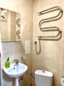 Apartment room-СВІТЛО ЦІЛОДОБОВО -біля вокзалу-недалеко від центру