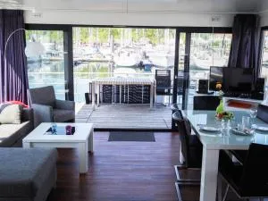 Hausboot Ostsee Boltenhagen - WELL Hausboote LP2 - Tarnewitz