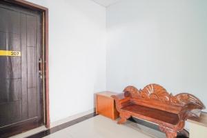 RedDoorz near Muaya Beach Jimbaran