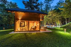 Pikol Lake Village Wine Estate