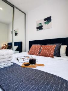 Phaedrus Living Seaside Residence Lighthouse 70