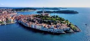 Ulica Vladimira Švalbe 40, 52210 Rovinj, Croatia.