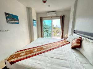 SR Sea View Apartments