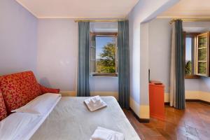 Deluxe Double Room with Garden View room in Villa Castiglione