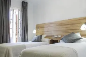 Hotel Restaurante Vía Sevilla - Cádiz by MA 22 Puntos - Guadalema de los Quinteros