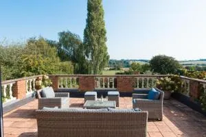 The Old Steam Mill, luxury, spacious, beautiful grounds, stunning location - Whepstead