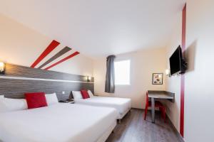 Hotels Comfort Hotel Dijon Sud - 21600 LONGVIC : Chambre Familiale Standard