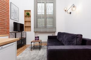 City Center Mezzanine Studio Chmielna by Renters