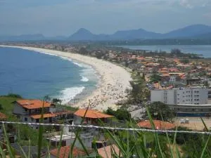 Apartamento 2 quartos 2 banheiros frente praia - Nilo Peçanha