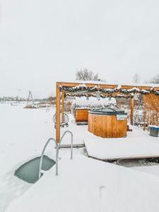 Costa del Kryspi Całoroczne Domy na Wodzie