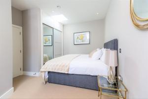 Elizabeth Mews - By Luxury Apartments