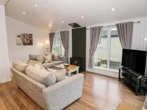 Lodge 4 - Glendoig - Rait