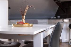 Moderne, gemütliche DG-Wohnung in ruhiger Lage