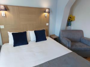 Hotels Logis Loire Hotel - Les Cocottes : photos des chambres