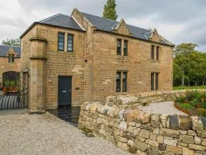 Stunning Edinburgh 1820s stables converted house - Gogar Stunning Edinburgh 1820s stables converted house - Gogar