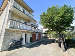 Apartment in Jadranovo 42072 