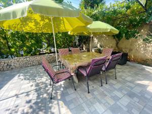 Apartments in Jadranovo 42073